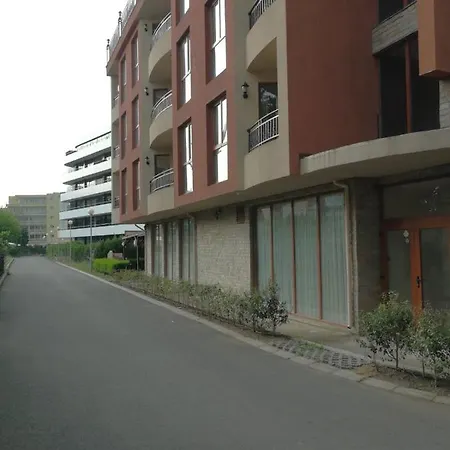 アパートホテル Venys